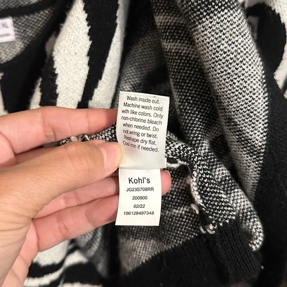 SO Women's Abstract Swirl Sweater Tank & Cardigan Set, Black & White, Sz XL - Picture 11 of 16